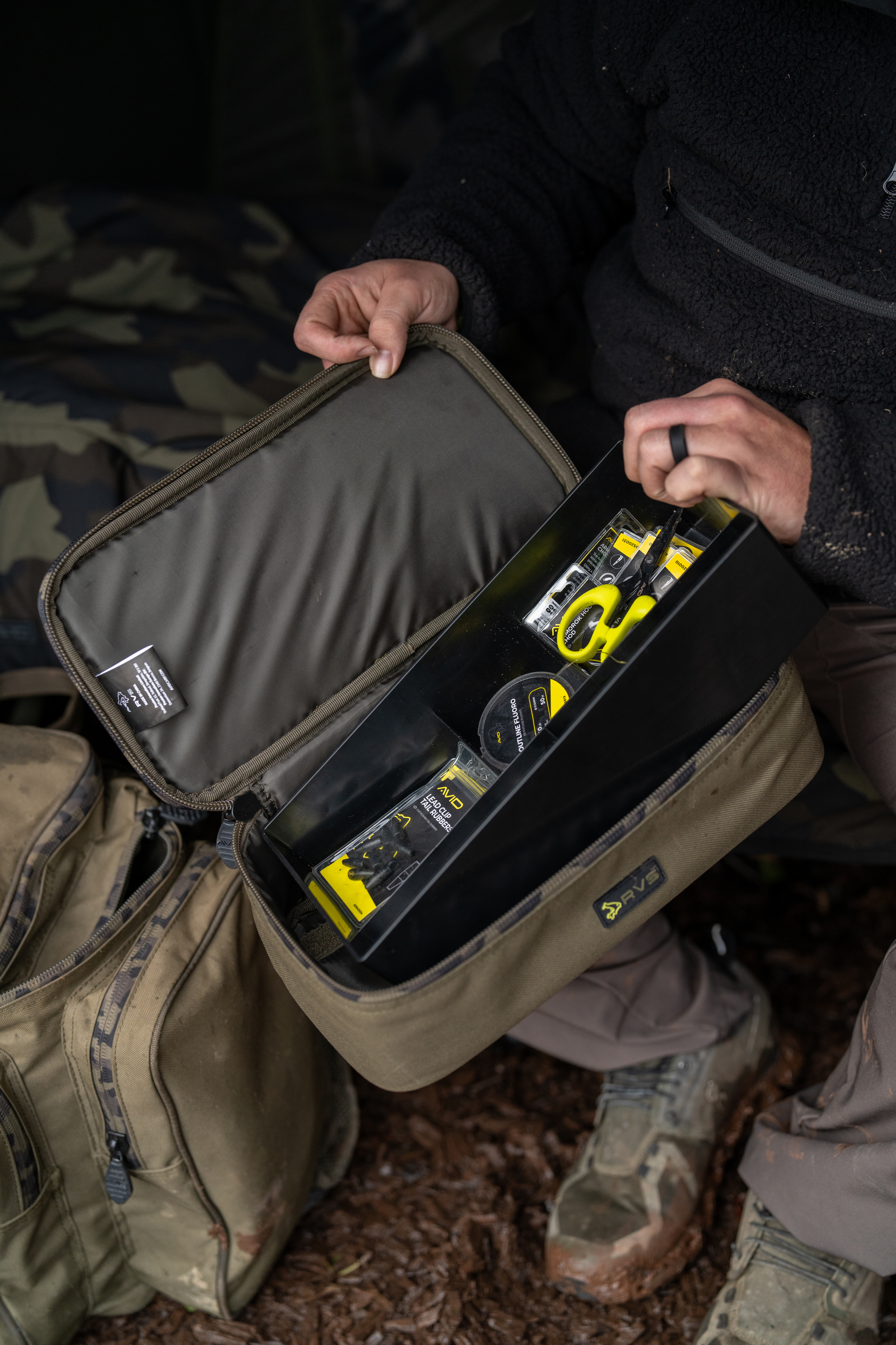 avid carp tackle bag RVS Tackle Organiser