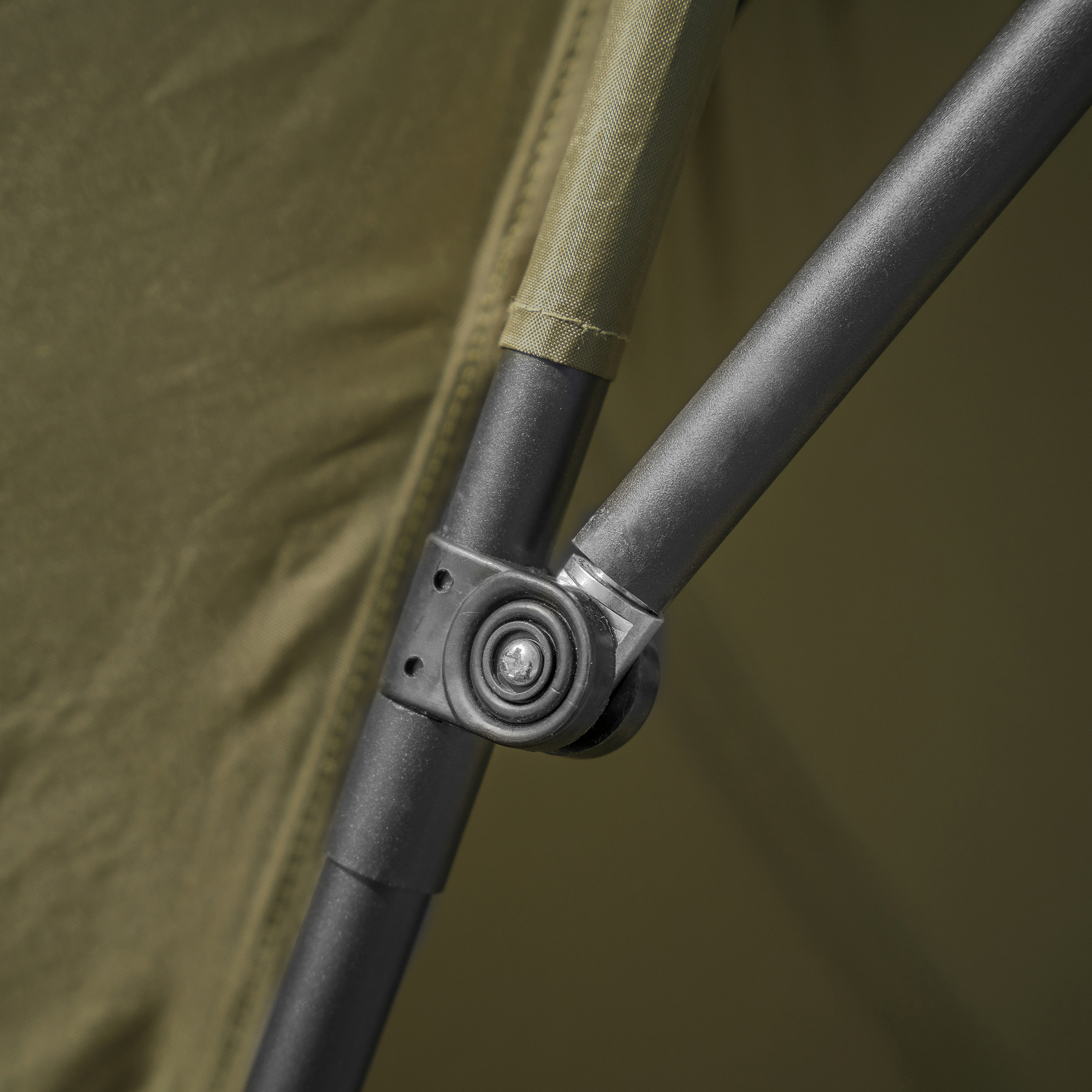 Revolve 1 Person Bivvy | Avid Carp